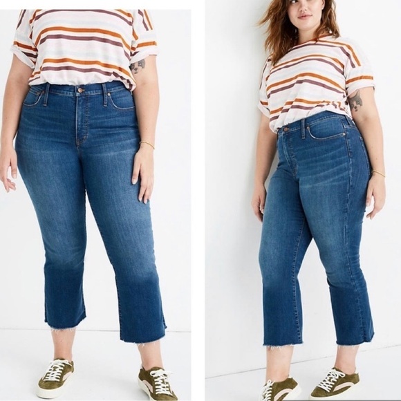 Madewell Jeans Women size 37 W Cali Demi Boot blue high rise Crop raw hem D - Picture 1 of 9